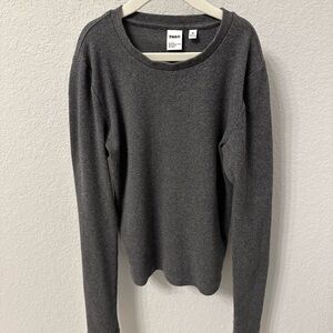 aritzia long sleeved tee NWOT